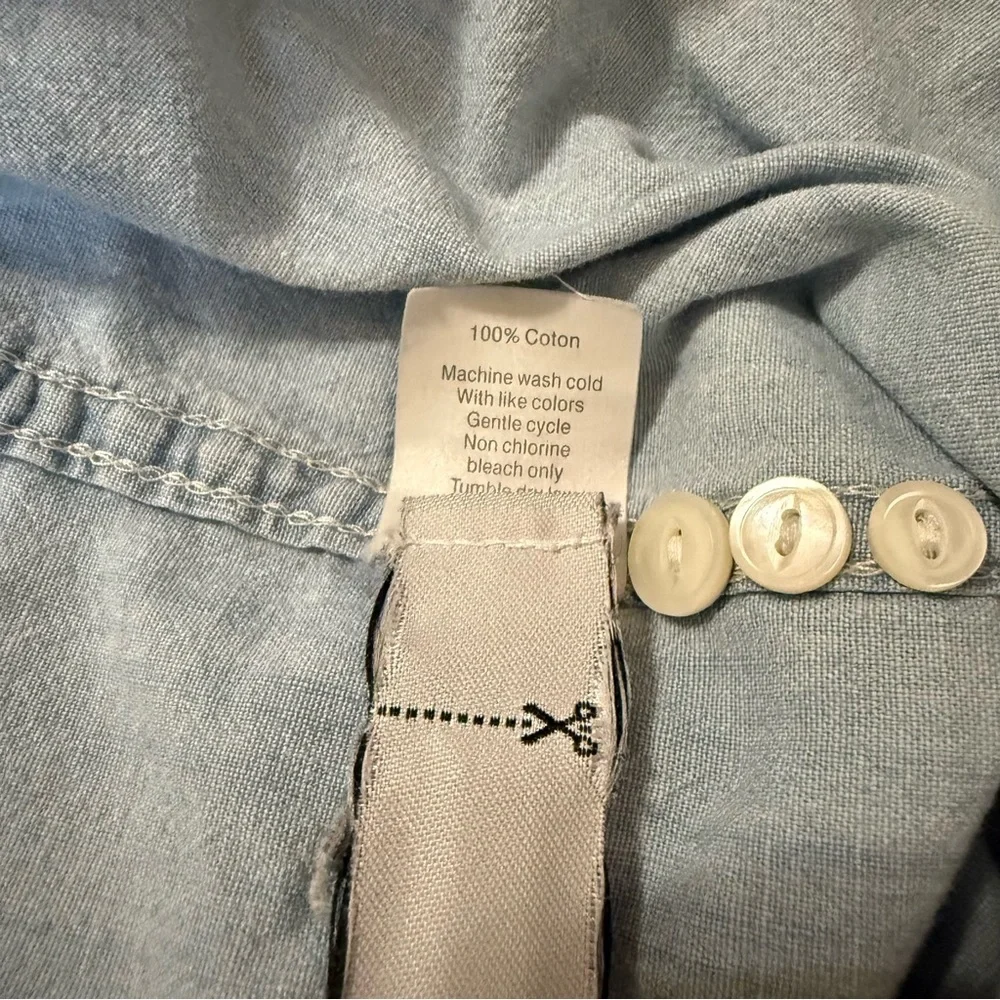J. CREW California Casual Button Placket Chambray Shirt Size XS